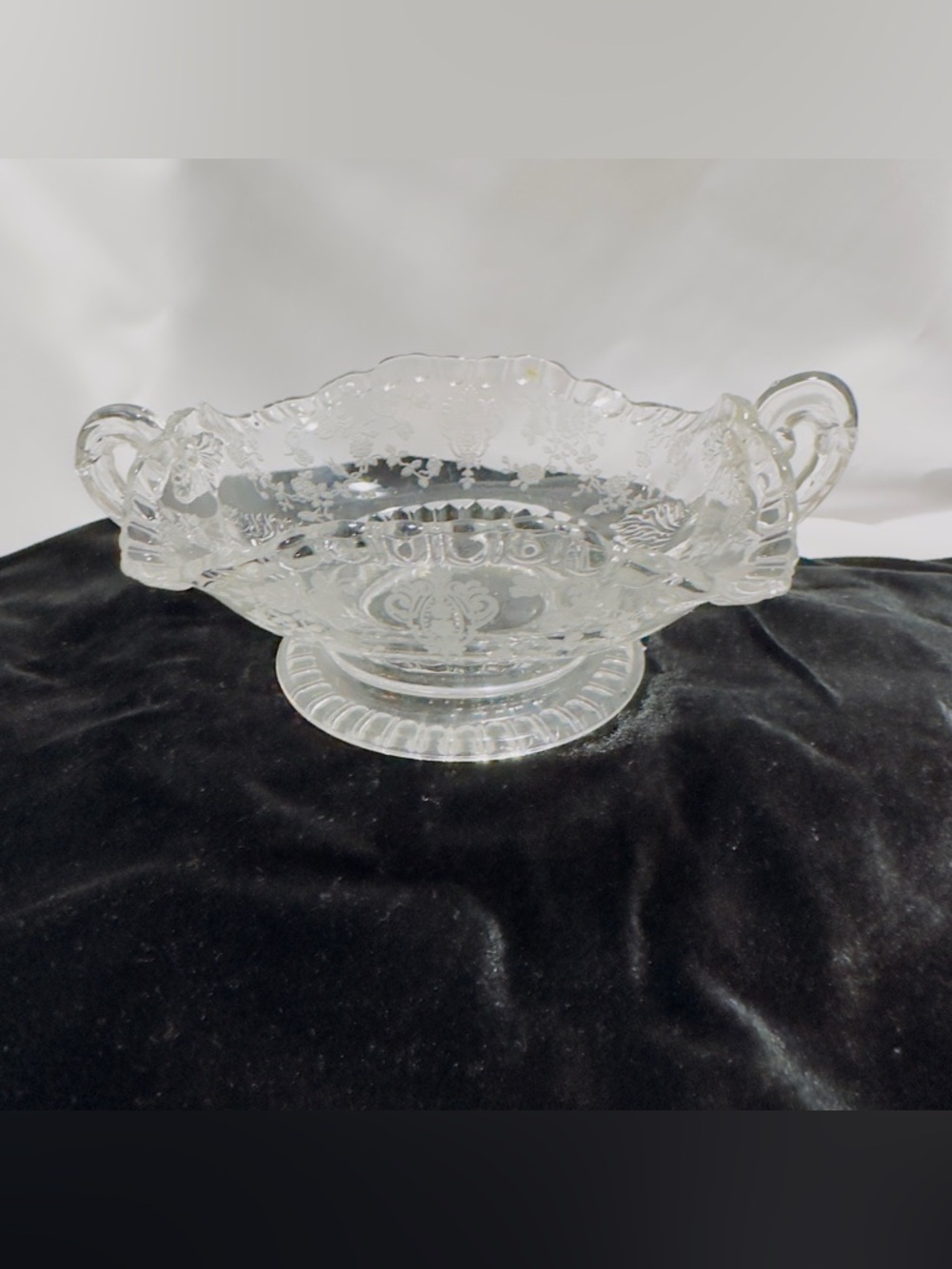 Vintage Crystal Cambridge Double Handle Candy Bon Bon Dish Rose Point Wavy Edge